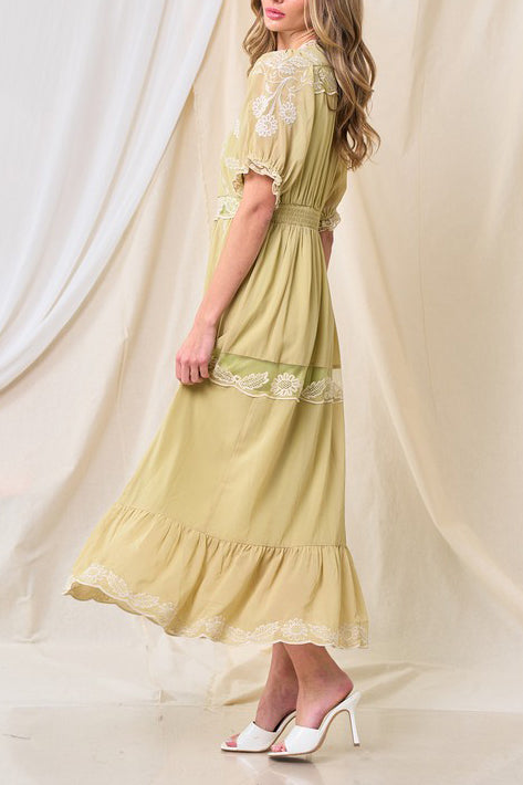 Kamilah Embroidery Chiffon Dress