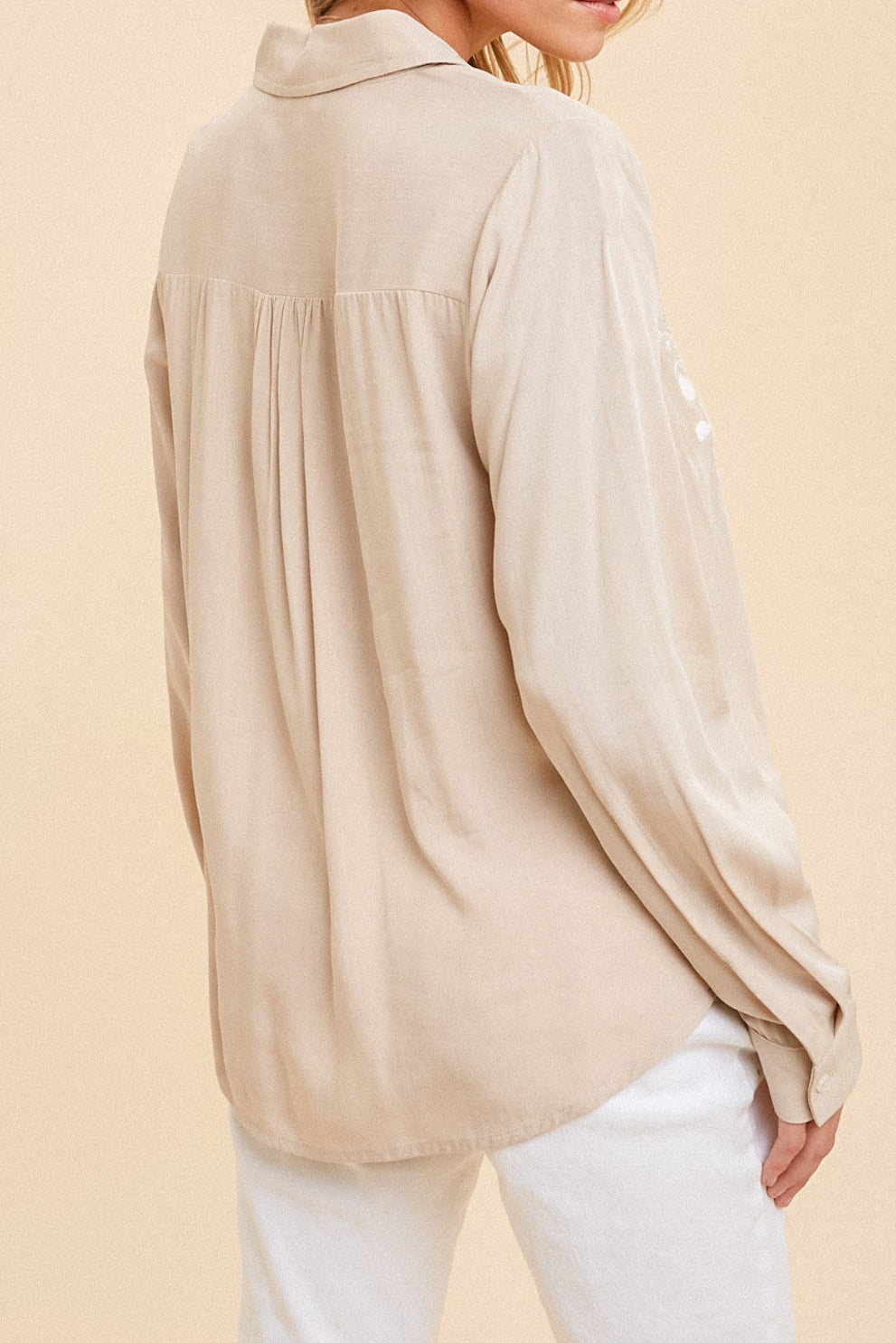 Nyla Floral Embroidered Top - Elegance for a Flirty Look – Zaynoona
